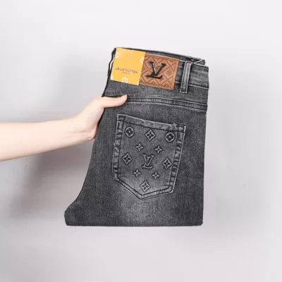 2025春先LOUIS VUITTON ルイヴィトンジーンズ/デニムグラフィック
