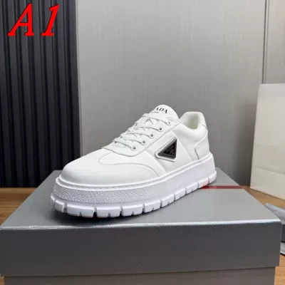 PHILIPP PLEIN スニーカー夏の暑さを軽減!メッシュ素材でムレ防止