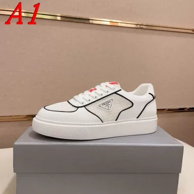 PHILIPP PLEIN スニーカーバレンタイン企画ハートモチーフの可愛いデザイン
