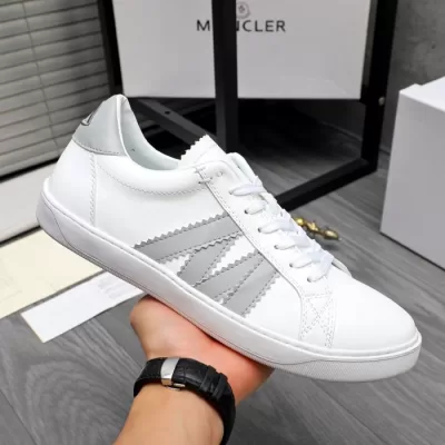 MONCLER スニーカーシニア向け柔軟ソール★長時間立っても疲れない