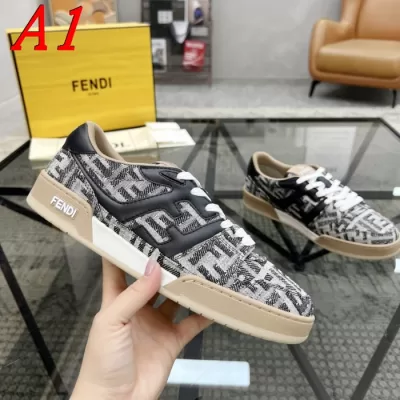 FENDI スニーカーシニア向け柔軟ソール★長時間立っても疲れない