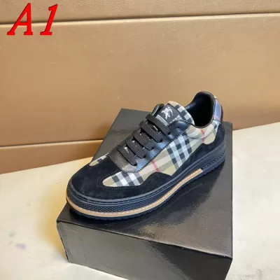 BURBERRY スニーカーシニア向け柔軟ソール★長時間立っても疲れない