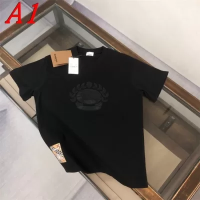 BURBERRYバーバリー 2025新作   ラウンドネック 半袖Tシャツ   スタイリッシュ