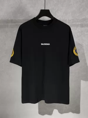 BALENCIAGAバレンシアガ 2025新作 ラウンドネック 半袖Tシャツ グラフィック