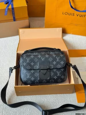 2025 ロゴ入り ショルダーバッグ/ショルダーバッグ LOUIS VUITTON ルイヴィトン 25CM
