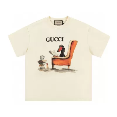 GUCCIグッチ 2025新作   ラウンドネック 半袖Tシャツ   着回し可