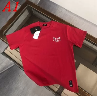 2025新作 FENDIフェンデイ ラウンドネック 半袖Tシャツ マインドフル