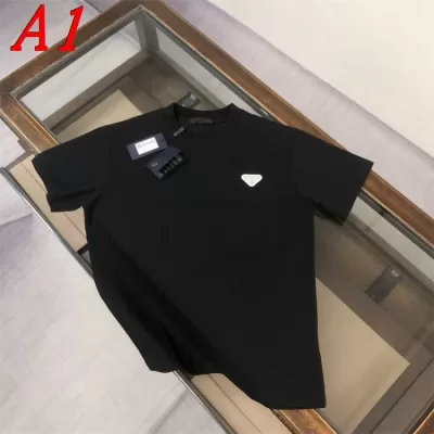 PRADAプラダ 2025新作   ラウンドネック 半袖Tシャツ   ワイルド
