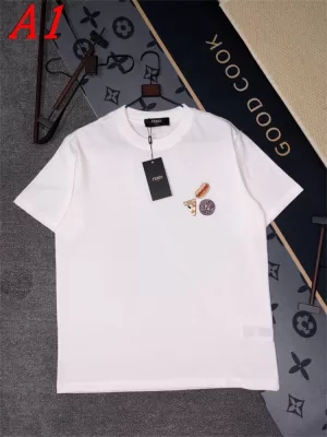 2025新作 FENDIフェンデイ ラウンドネック 半袖Tシャツ スタイリッシュ