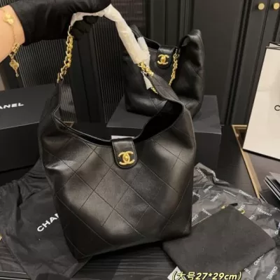 2025 かわいい わきの下包み CHANEL  シャネル   27CM