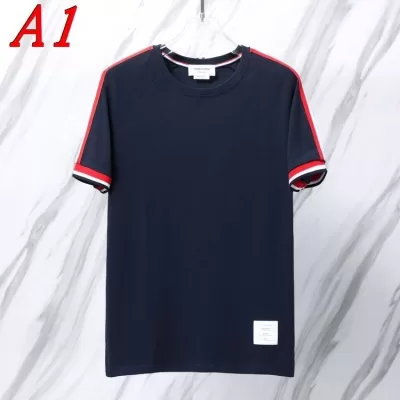 2025新作 THOM BROWNEトムブラウン ラウンドネック 半袖Tシャツ   エモ