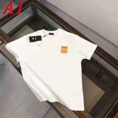 2025新作 FENDIフェンデイ ラウンドネック 半袖Tシャツ ノンフィクション