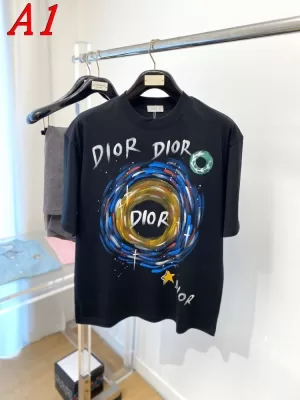 2025新作 DIORディオール クルーネック 半袖Tシャツ アンニュイ