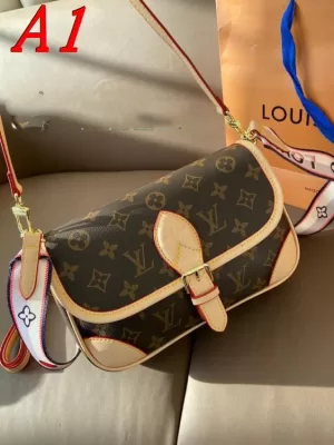 2025 高機能 ショルダーバッグ/ショルダーバッグ LOUIS VUITTON ルイヴィトン 24CM