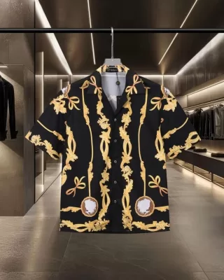 25新作 ユニーク VERSACE ヴェルサーチ シャツ M L XL XXL