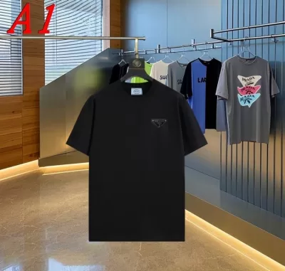 PRADAプラダ 2025新作 クルーネック 半袖Tシャツ リベラル