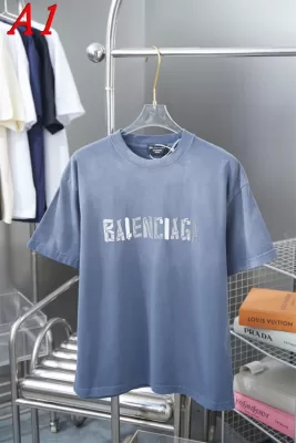 2025新作 BALENCIAGAバレンシアガ ラウンドネック 半袖Tシャツ   トレンド感