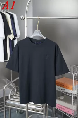 LOUIS VUITTONルイヴィトン 2025新作 クルーネック 半袖Tシャツ ビビッド
