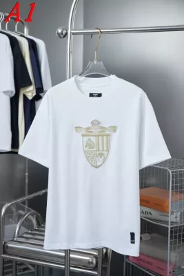 2025新作 FENDIフェンデイ ラウンドネック 半袖Tシャツ リベラル