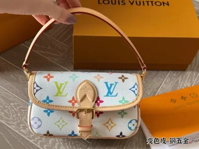 2025 ナチュラル ショルダーバッグ/ハンドバッグ LOUIS VUITTON ルイヴィトン 19CM