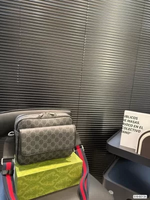 2025 未使用 ショルダーバッグ/ショルダーバッグ GUCCI グッチ 24CM