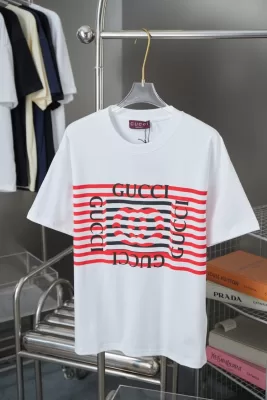 GUCCIグッチ 2025新作   ラウンドネック 半袖Tシャツ   ステートメント