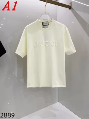 GUCCIグッチ 2025新作 クルーネック 半袖Tシャツ グラフィック
