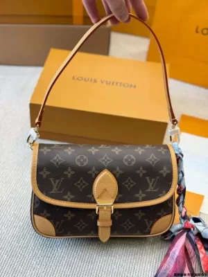 2025 大人っぽい ショルダーバッグ/ショルダーバッグ LOUIS VUITTON ルイヴィトン 25CM