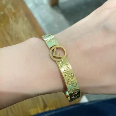 ディオール ブレスレット/バングル 2025SS 上質な基本 DIOR