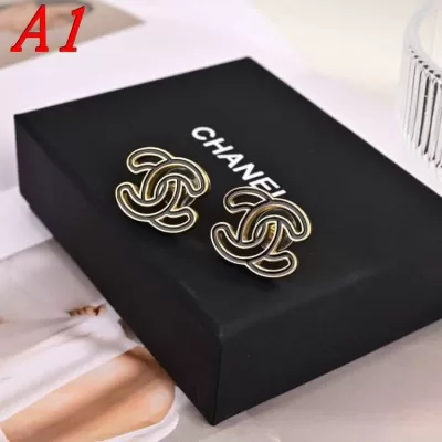 シャネル ピアス 2025SS 初日そのまま CHANEL