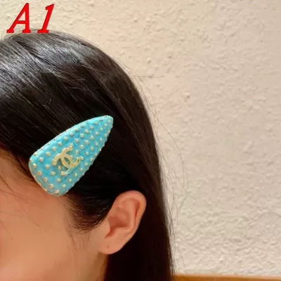 シャネル ヘアアクセサリー 2025SS 時代を超える CHANEL