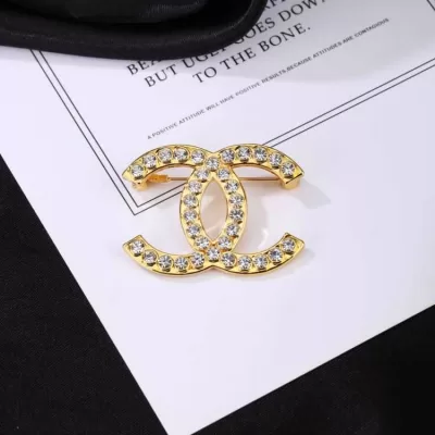 シャネル ブローチ 2025SS フォーマルにもカジュアルにも CHANEL