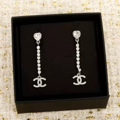シャネル イヤリング 2025SS UV防止 CHANEL