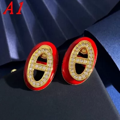 エルメス ピアス 2025SS 洗練された耐久性 HERMES