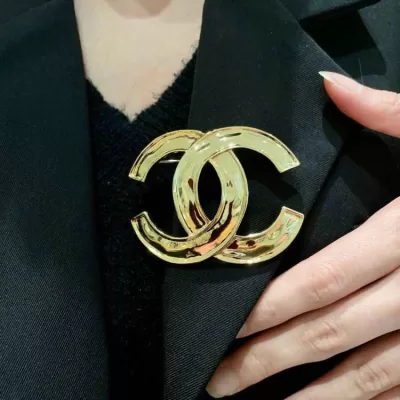シャネル ブローチ 2025SS 壊れにくい CHANEL