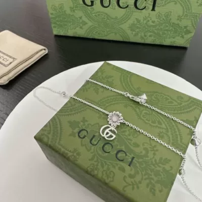 グッチ ネックレス 2025SS どんな装いにも合う GUCCI