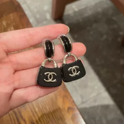シャネル ピアス 2025SS 色褪せない CHANEL