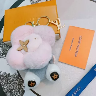 ルイヴィトン キーホルダー 2025SS 長持ち LOUIS VUITTON