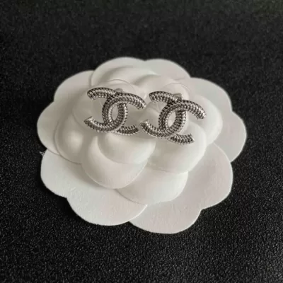 シャネル ピアス 2025SS 耐久性抜群 CHANEL