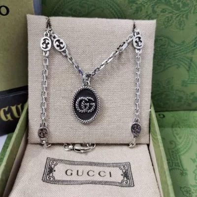 グッチ ネックレス 2025SS コーデの要 GUCCI