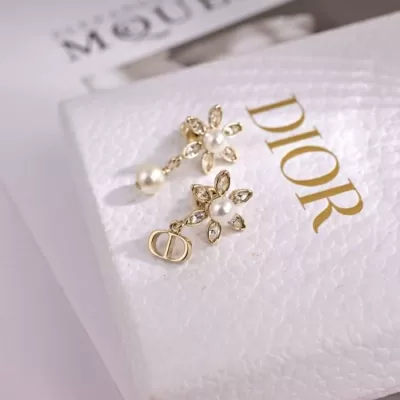 ディオール ピアス 2025SS 色持ち良好 DIOR