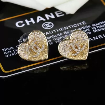 シャネル ピアス 2025SS 時代を超える CHANEL