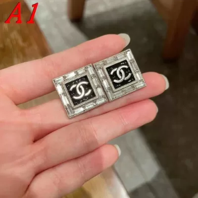 シャネル ピアス 2025SS 特殊加工 CHANEL