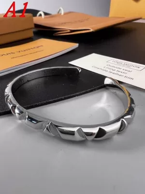 ルイヴィトン ブレスレット/バングル 2025SS 高級メッキ LOUIS VUITTON