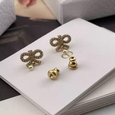 ディオール ピアス 2025SS 工業基準適合 DIOR