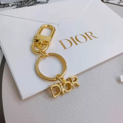 ディオール キーホルダー 2025SS 発色持続 DIOR