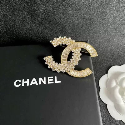 シャネル ブローチ 2025SS 特別調達材料 CHANEL