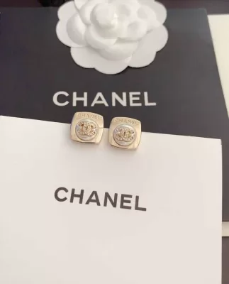 シャネル ピアス 2025SS 色持ち良好 CHANEL