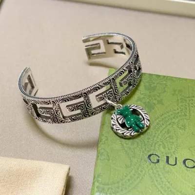 GUCCI グッチ ブレスレット/バングル GU018