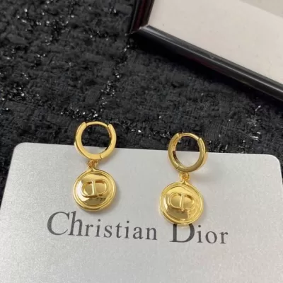 ディオール ピアス 2025SS 初日そのまま DIOR